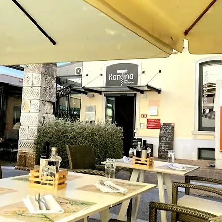 Be Free-central-free Parking-garden-bbq Apartment Pula