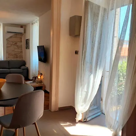Apartment Be Free-central-free Parking-garden-bbq Pula