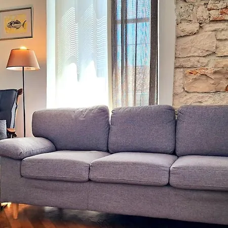 Apartment Be Free-central-free Parking-garden-bbq Pula