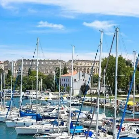 Be Free-central-free Parking-garden-bbq * Pula